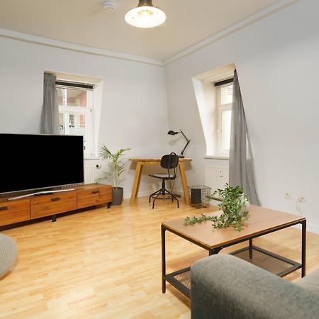 2R Apartment Perfect For Families! Kitchen - Parking - Netflix Drezda Kültér fotó