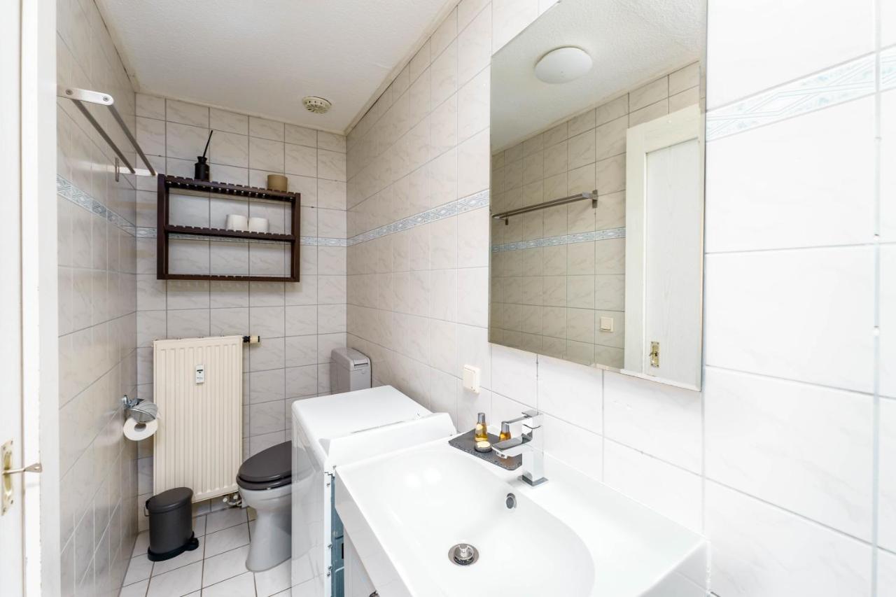 2R Apartment Perfect For Families! Kitchen - Parking - Netflix Drezda Kültér fotó